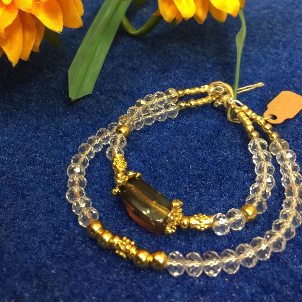 Beautiful Czech Crystal and Amber Bracelet🌸